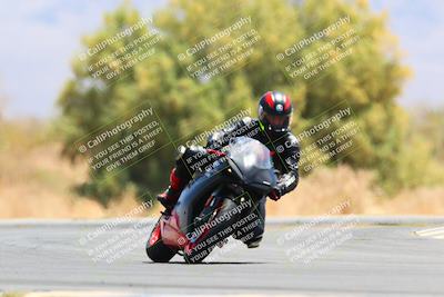 media/May-15-2022-SoCal Trackdays (Sun) [[33a09aef31]]/Turn 7 (1145am)/